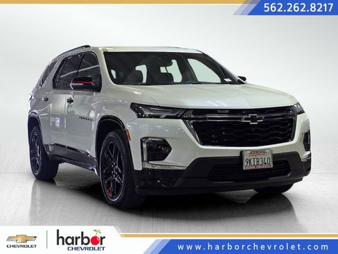 Used 2023 Chevrolet Traverse Premier w/ Redline Edition FWD image 1