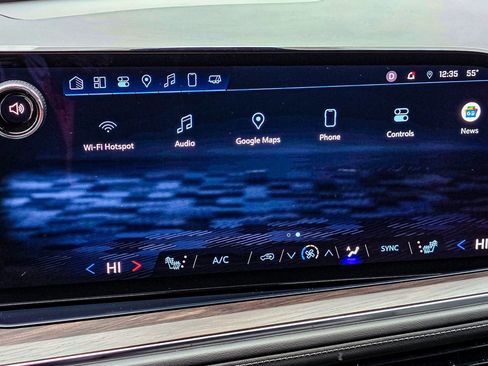 Used 2025 Chevrolet Tahoe Z71 w/ Sun And Tow Package image 15