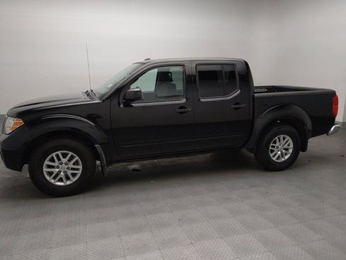 Used 2016 Nissan Frontier SV w/ SV Value Truck Package RWD image 2