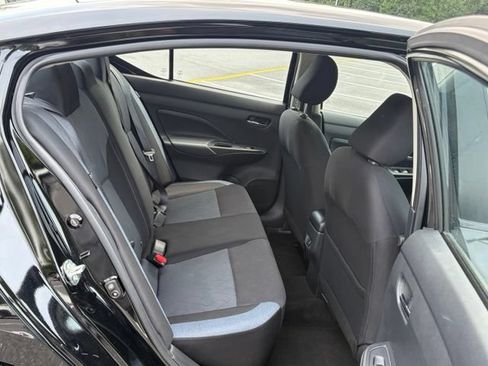 Used 2023 Nissan Versa SV FWD image 28