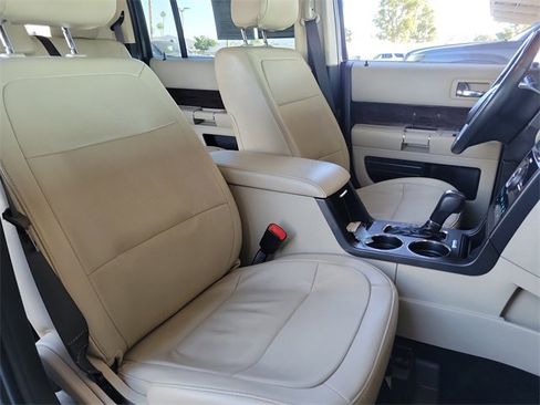 Used 2019 Ford Flex Limited image 22