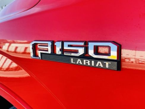 Used 2015 Ford F150 Lariat w/ Equipment Group 502A Luxury image 9