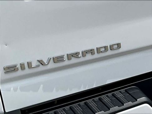 Used 2022 Chevrolet Silverado 3500 High Country AWD/4WD image 25