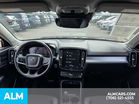 Used 2020 Volvo XC40 T5 Momentum AWD/4WD image 21