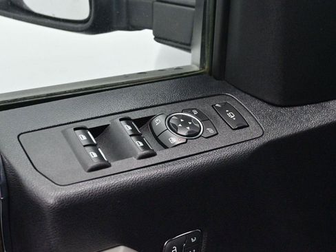 Used 2020 Ford F350 Lariat w/ Lariat Ultimate Package image 10