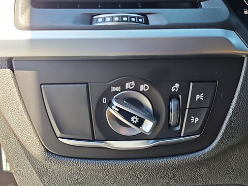 Used 2023 BMW X4 xDrive30i w/ M Sport Package image 26