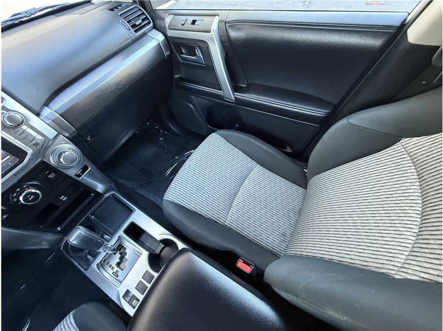 Used 2017 Toyota 4Runner SR5 RWD image 10