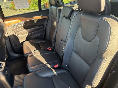 Certified 2022 Volvo XC90 T8 Inscription Expression w/ Climate Package image 31