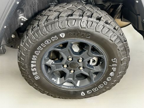 Used 2023 Jeep Wrangler Unlimited w/ Cold Weather Group AWD/4WD image 11
