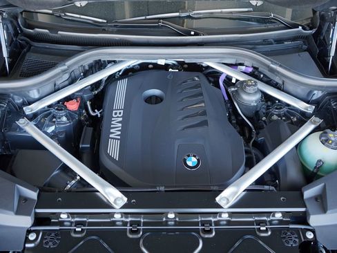 New 2026 BMW X5 sDrive40i w/ Executive Package image 22