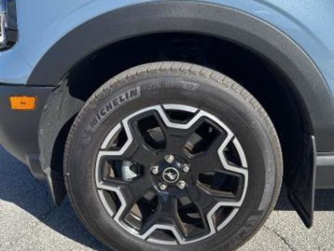 Certified 2025 Ford Bronco Sport Outer Banks w/ Outer Banks Tech Package+ image 7