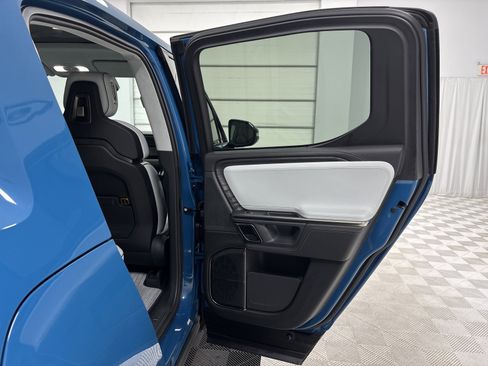 Used 2023 Rivian R1T Adventure image 19