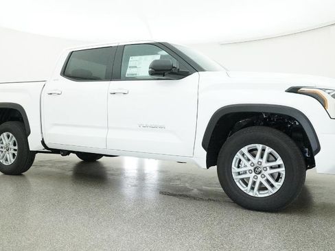 New 2026 Toyota Tundra SR5 AWD/4WD image 43