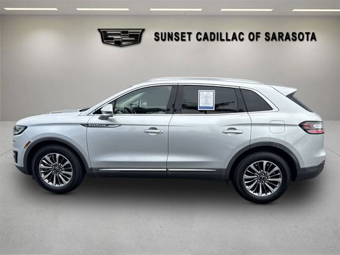 Used 2019 Lincoln Nautilus Select w/ Cargo Utility Package FWD image 7