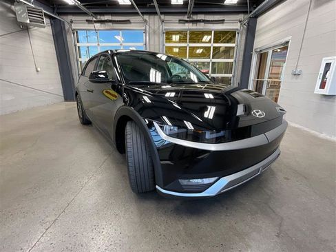 Used 2024 Hyundai Ioniq 5 SEL image 7