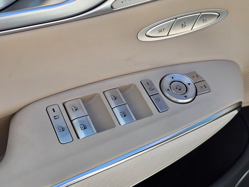 New 2026 Genesis GV70 2.5T Advanced AWD/4WD image 32