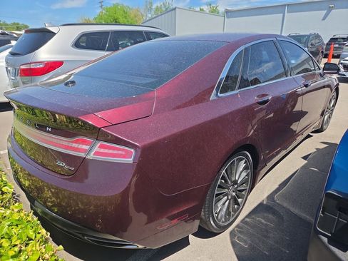 Used 2013 Lincoln MKZ FWD image 5