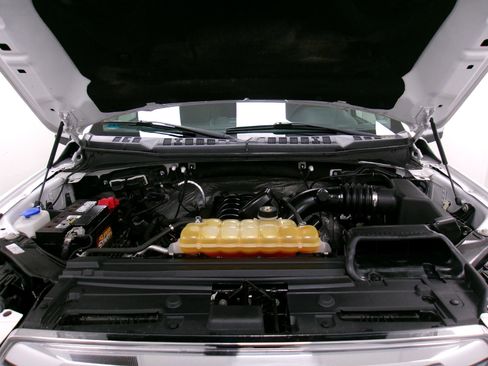 Used 2015 Ford F150 Lariat image 18