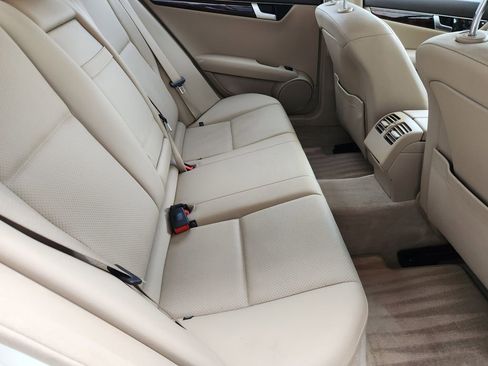 Used 2012 Mercedes-Benz C 250 Sedan image 31