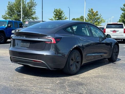 Used 2024 Tesla Model 3 Standard Range RWD image 9