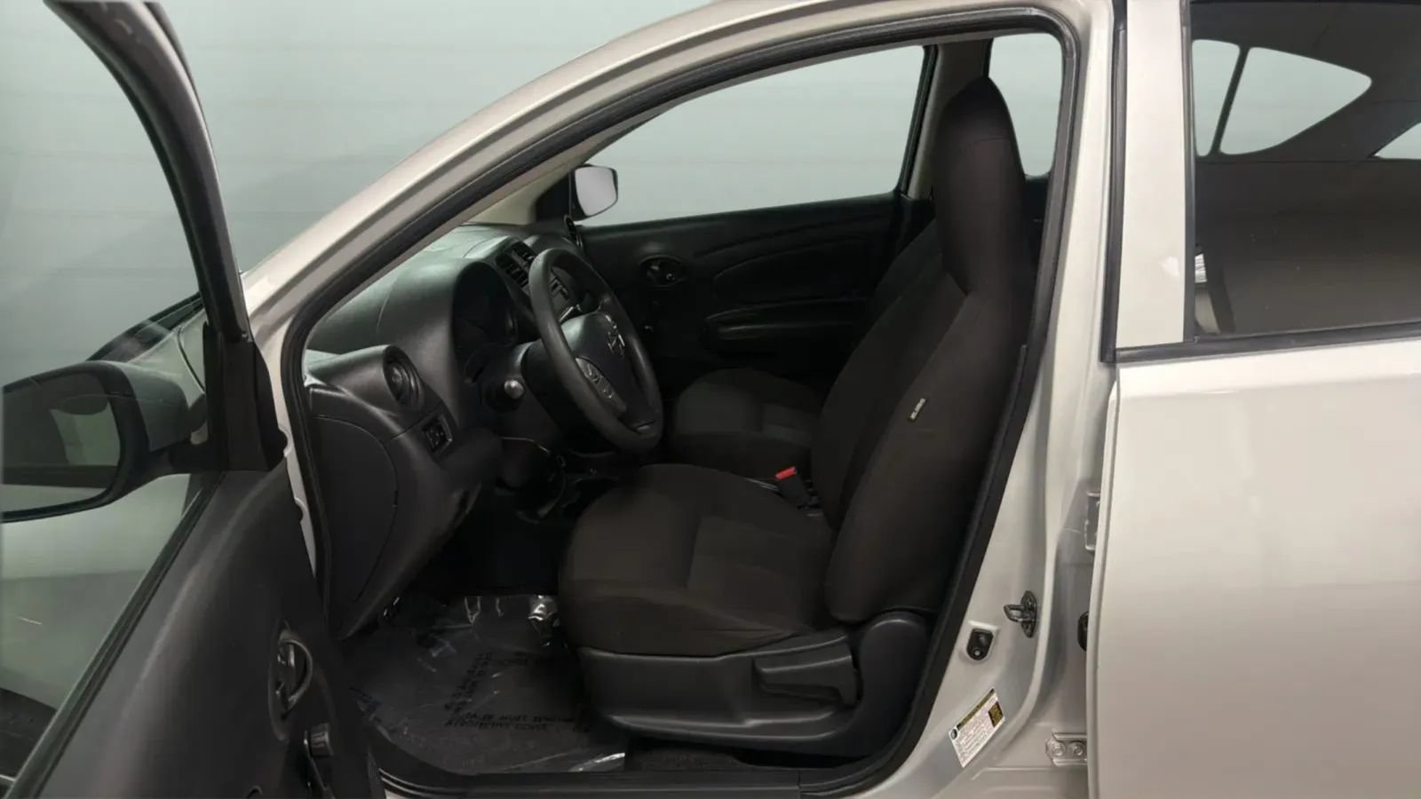 Used 2017 Nissan Versa S Plus FWD image 19
