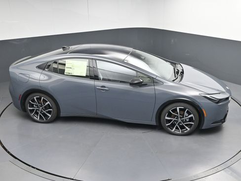 New 2026 Toyota Prius Plug-In Hybrid image 30