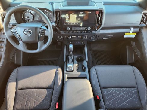 New 2026 Nissan Frontier SV image 23