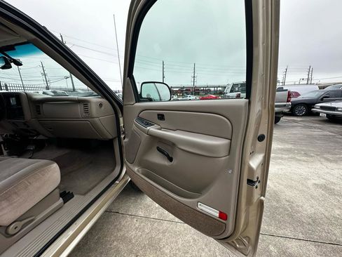 Used 2005 GMC Sierra 1500 SLE w/ Off-Road Package image 22