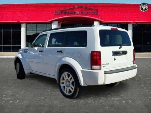 Used 2007 Dodge Nitro R/T RWD image 4