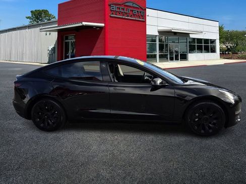 Used 2021 Tesla Model 3 Standard Range Plus image 6