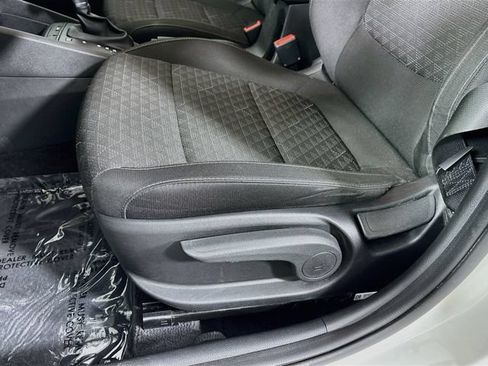 Used 2018 Kia Rio S FWD image 18