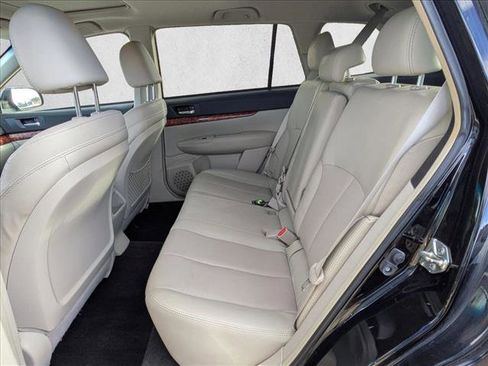 Used 2012 Subaru Outback 2.5i Limited image 12