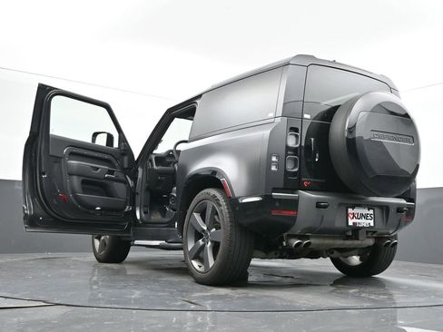 Used 2023 Land Rover Defender 90 V8 image 75