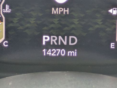 Used 2022 Jeep Wrangler Unlimited Rubicon w/ Xtreme Recon 35" Tire Package image 11