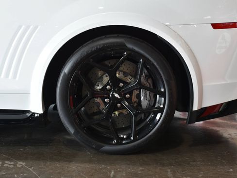 Used 2014 Chevrolet Camaro Z/28 RWD image 59