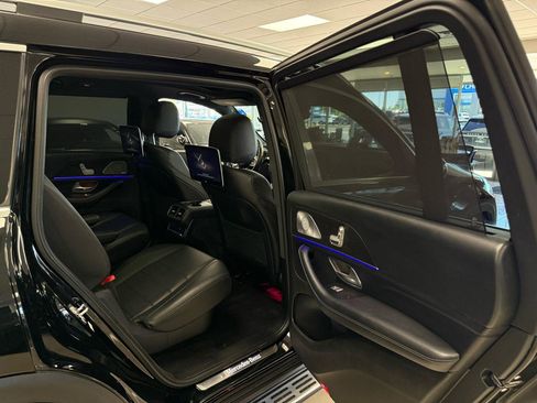 Used 2020 Mercedes-Benz GLS 450 4MATIC w/ Convenience Package image 18