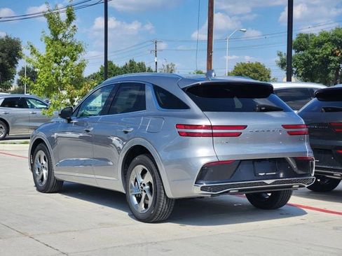 Used 2026 Genesis GV70 2.5T AWD/4WD image 4