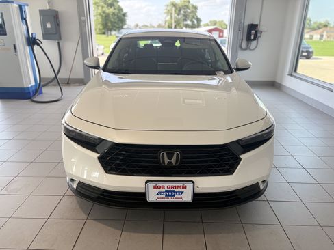 Used 2024 Honda Accord EX image 5