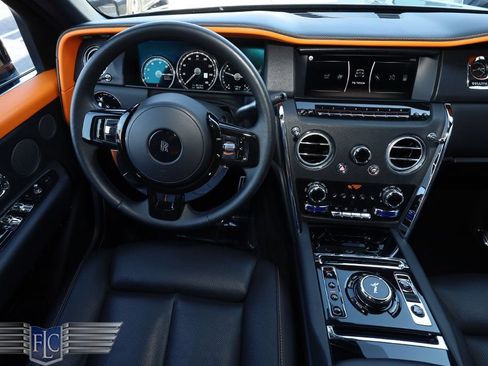 Used 2022 Rolls-Royce Cullinan AWD/4WD image 22