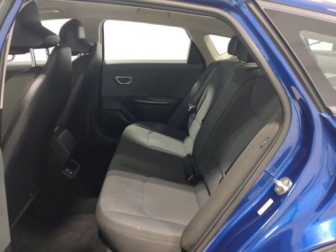 Used 2025 Kia K4 FWD image 18