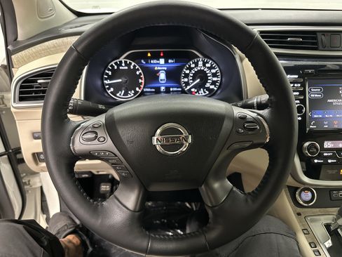 Used 2020 Nissan Murano SL w/ Moonroof Package AWD/4WD image 18