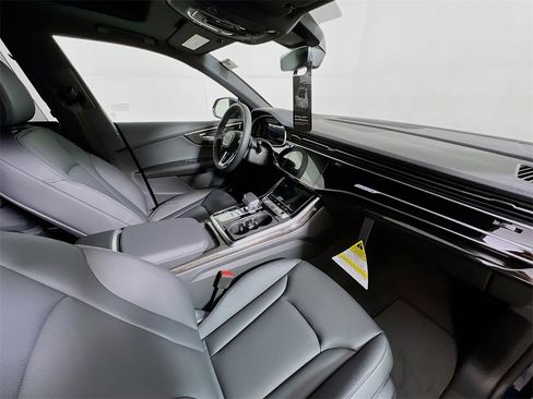 New 2026 Audi Q8 Premium Plus image 30