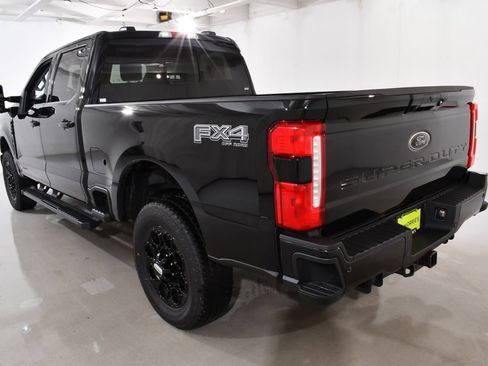New 2026 Ford F350 Lariat w/ Black Appearance Package AWD/4WD image 15