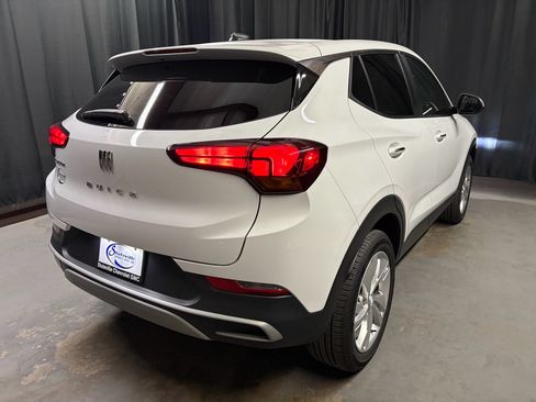 Used 2025 Buick Encore GX Preferred AWD/4WD image 5