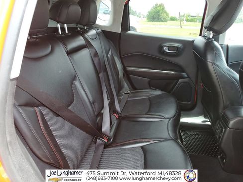 Used 2020 Jeep Compass Trailhawk AWD/4WD image 26