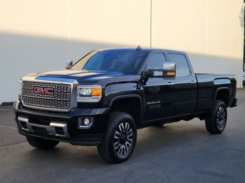 Used 2015 GMC Sierra 3500 Denali w/ Duramax Plus Package AWD/4WD image 1