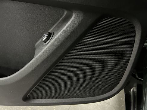 Certified 2023 Chevrolet Traverse LT image 57