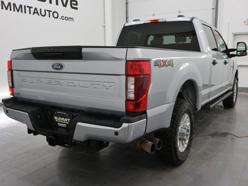 Used 2022 Ford F350 XLT w/ XLT Value Package AWD/4WD image 4