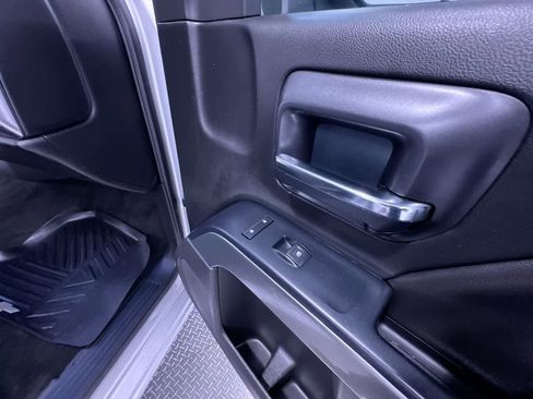 Used 2018 Chevrolet Silverado 1500 LT w/ All Star Edition image 36