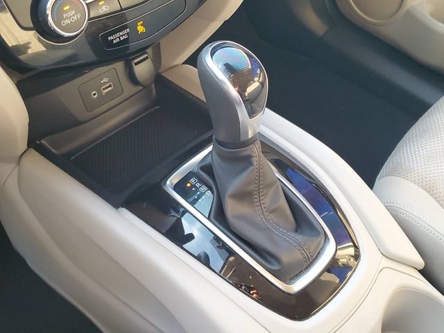 Used 2020 Nissan Rogue Sport SV FWD image 26